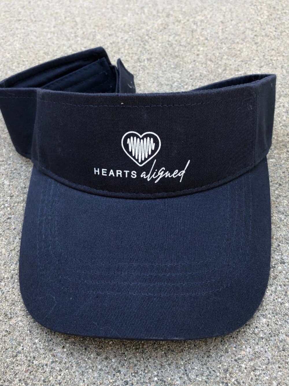 HIT HEARTS ALIGNED Santa Barbara Visor Hat Men's High Crown Cap Blue Adjustable